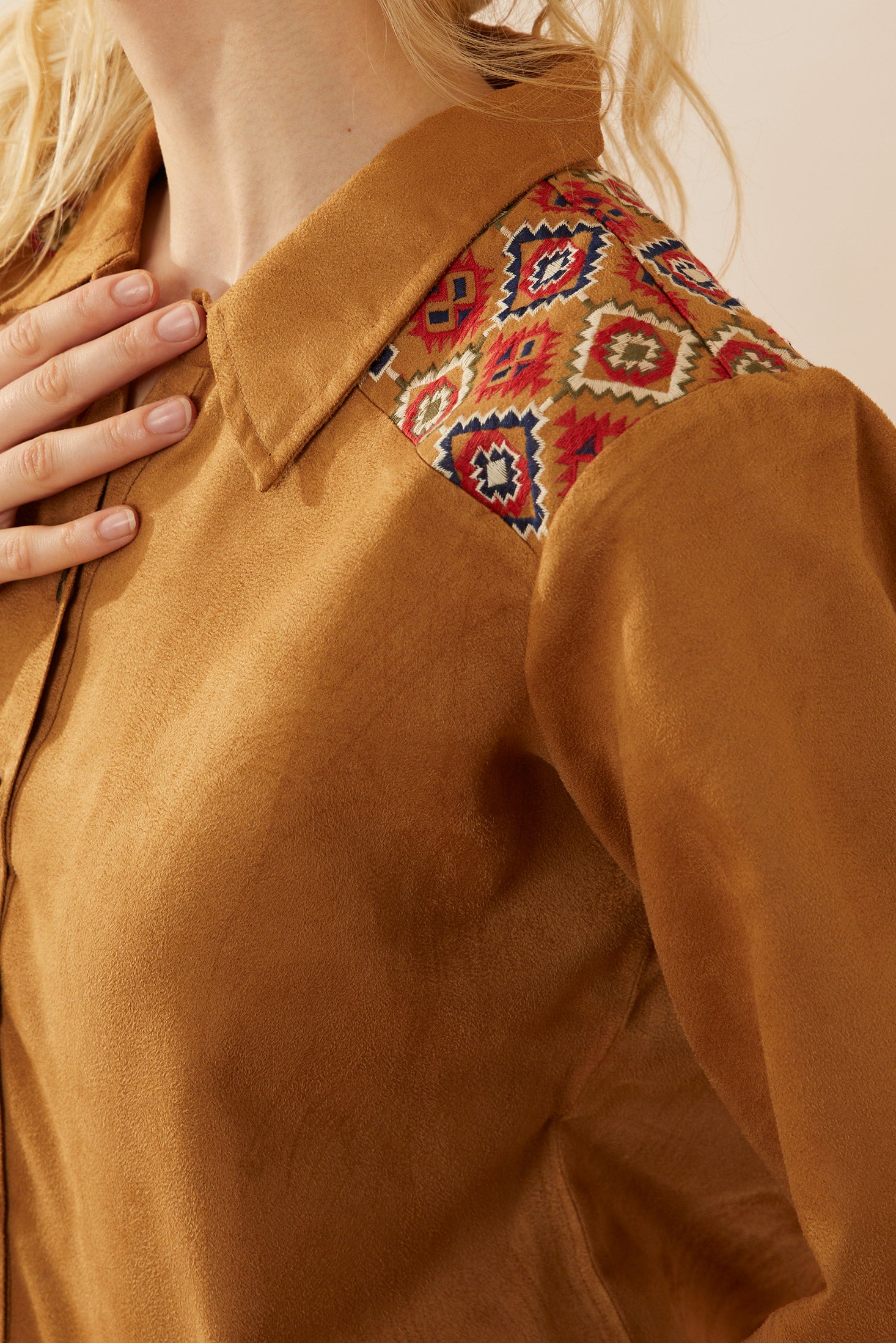 Madisson Jo Embroidered Shacket - Myra USA