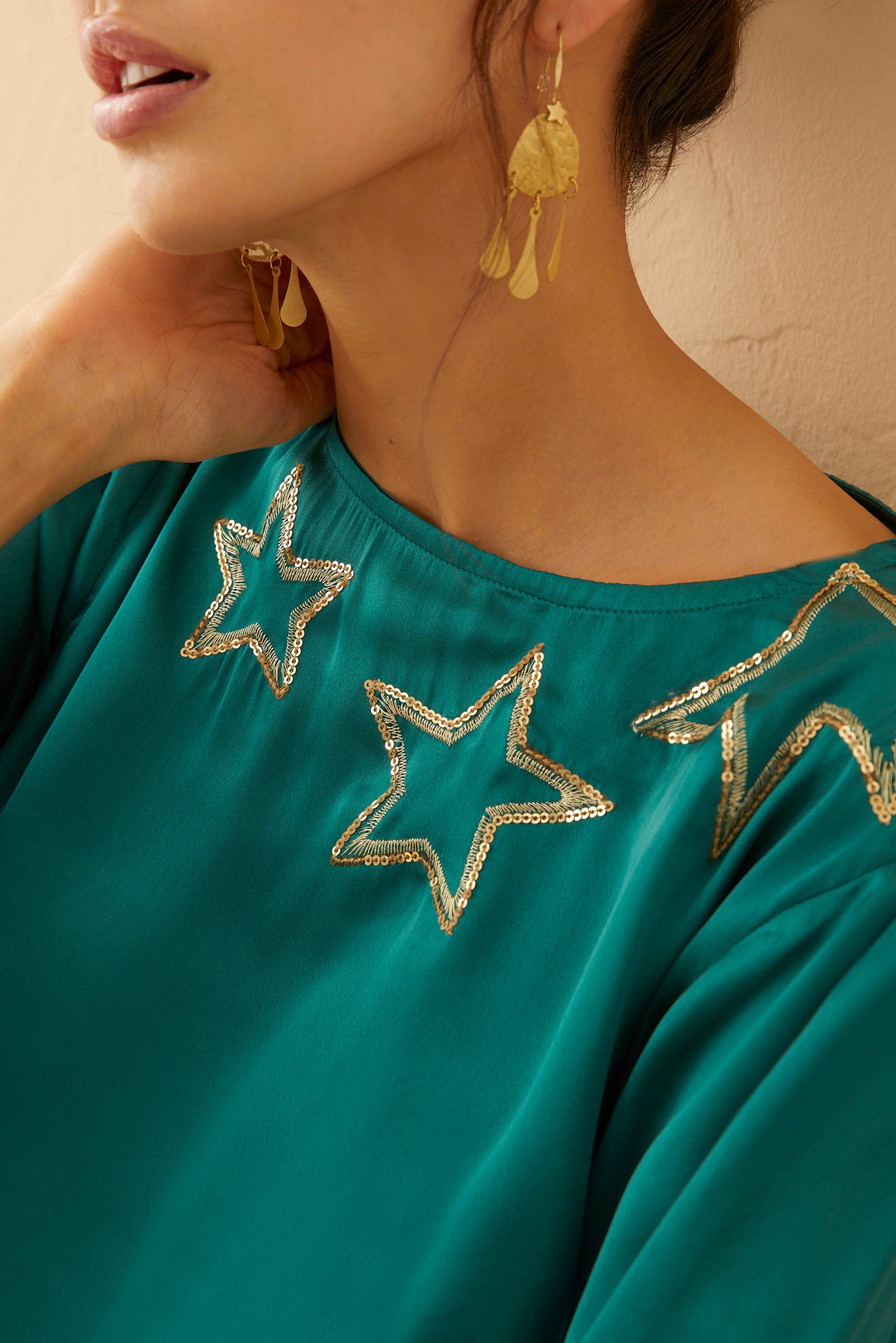 Shooting Stars Scoop Neck Top - Myra USA