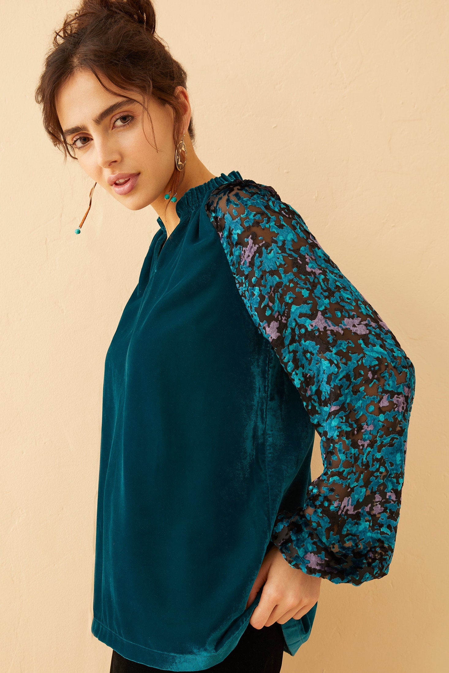 Zandra Velvet V-Neck Top - Myra USA