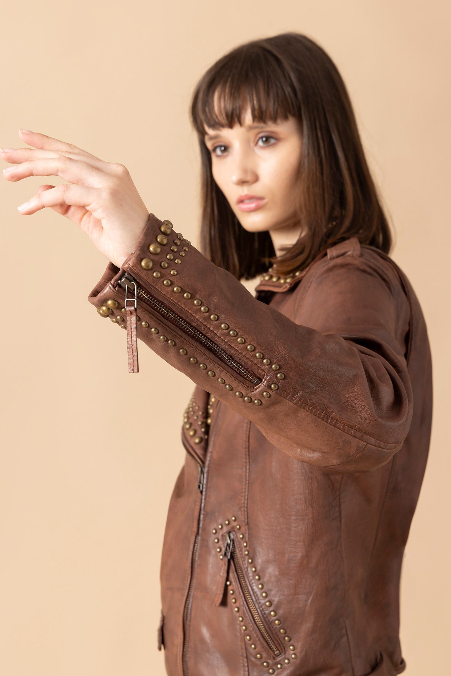 Aansila Leather Jacket In Chocolate Brown - Myra USA