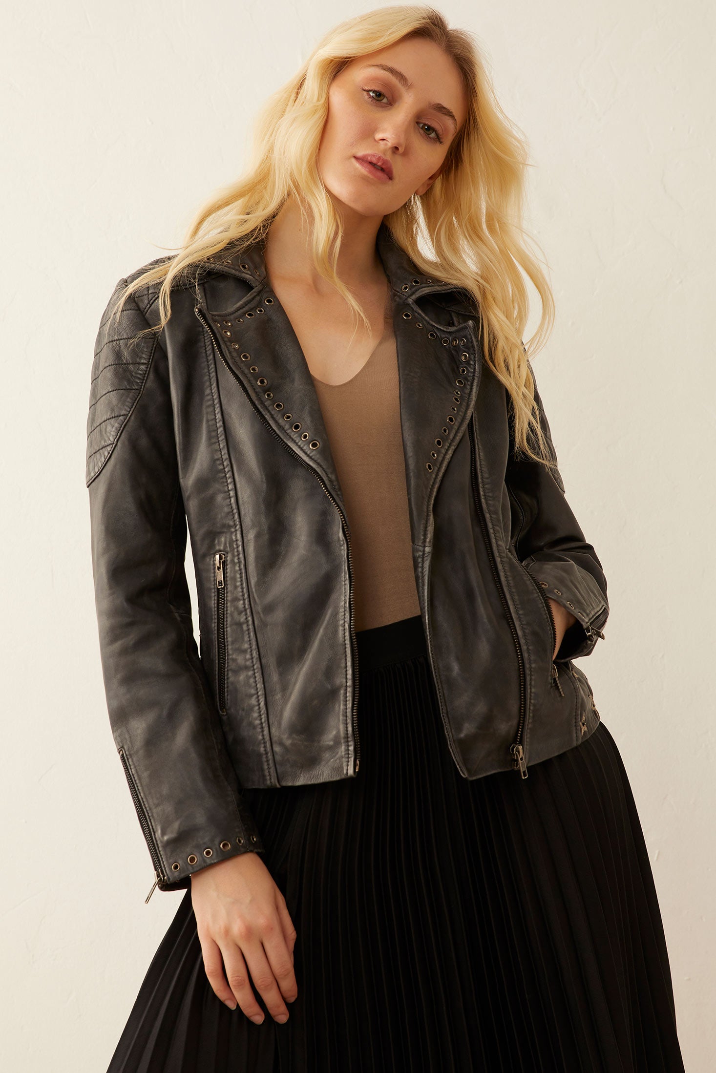 Stella Starr Leather Jacket - Myra USA