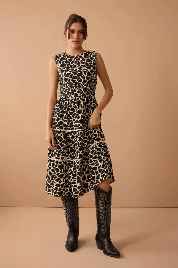 Destiny Pattern Empire Waist Dress In Black - Myra USA