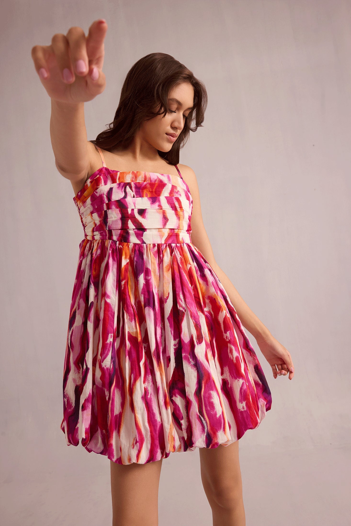 Stephanie's Lane Dress In Pink White - Myra USA