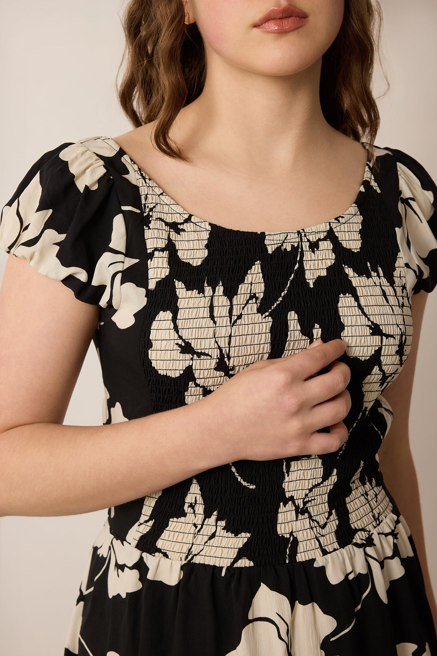 Lillian's Glow Up Dress In Black - Myra USA