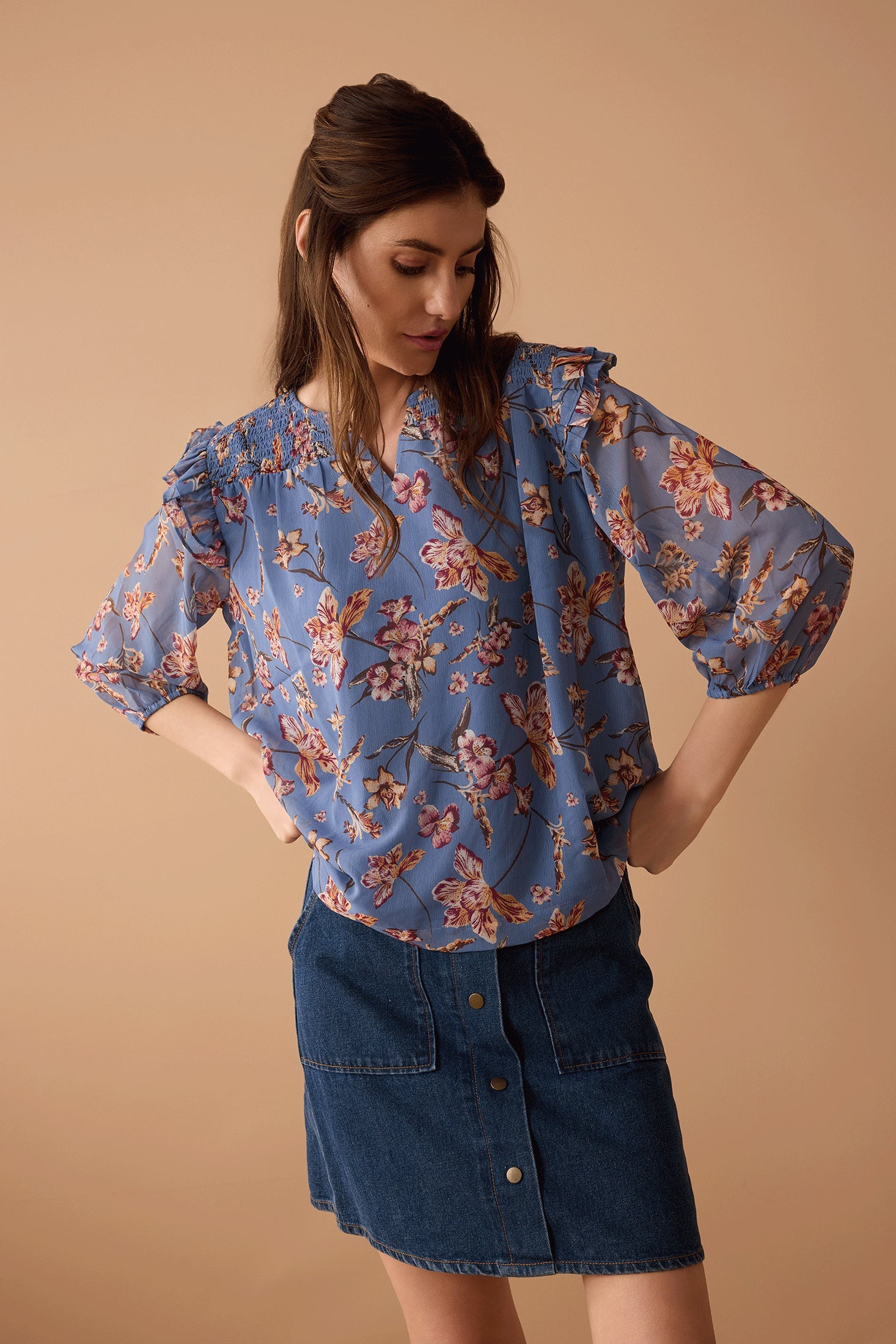 Amanda's Heart Floral Top In Blue - Myra USA