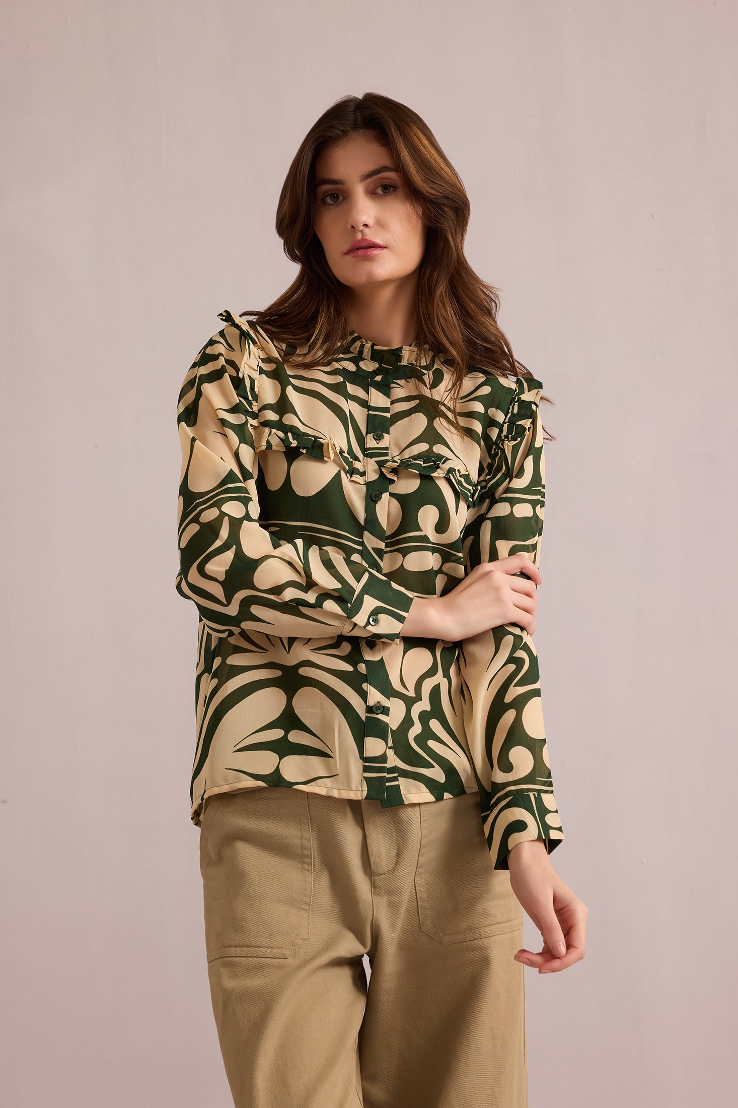 Valeria's Grace Top In Off White and Green - Myra USA