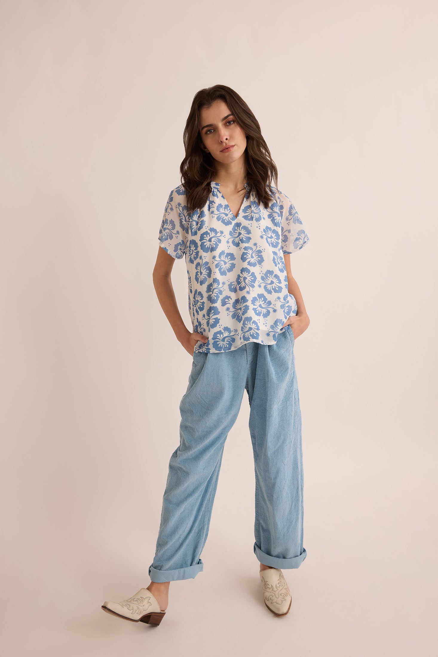 Love of Lydia Floral Top In Blue - Myra USA