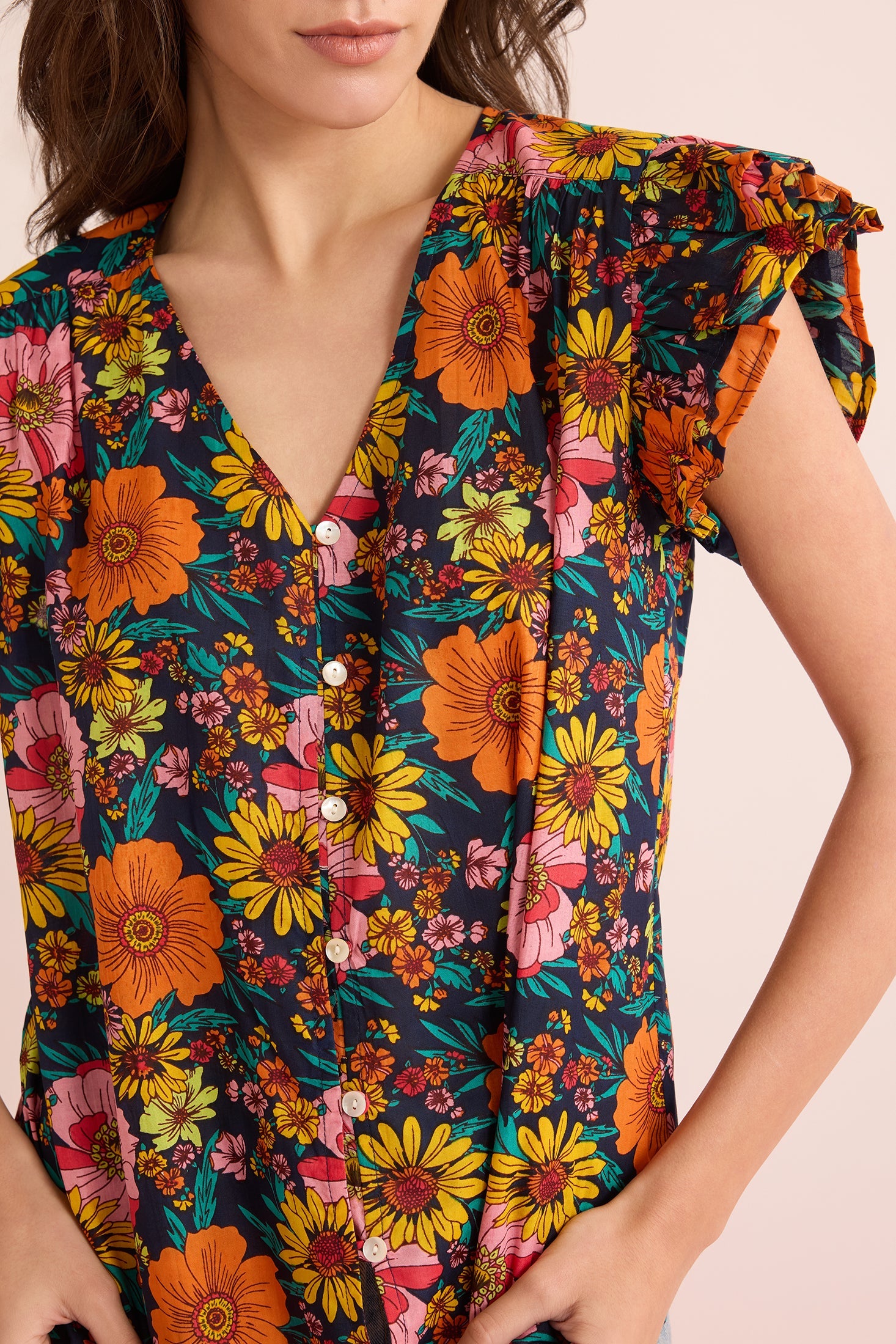 Zoe & Zinnia Floral Top In Multicolor - Myra USA