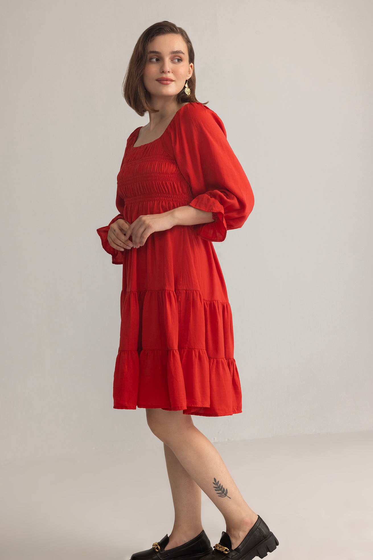 Daisywood Ruffle Smocking Dress in Red