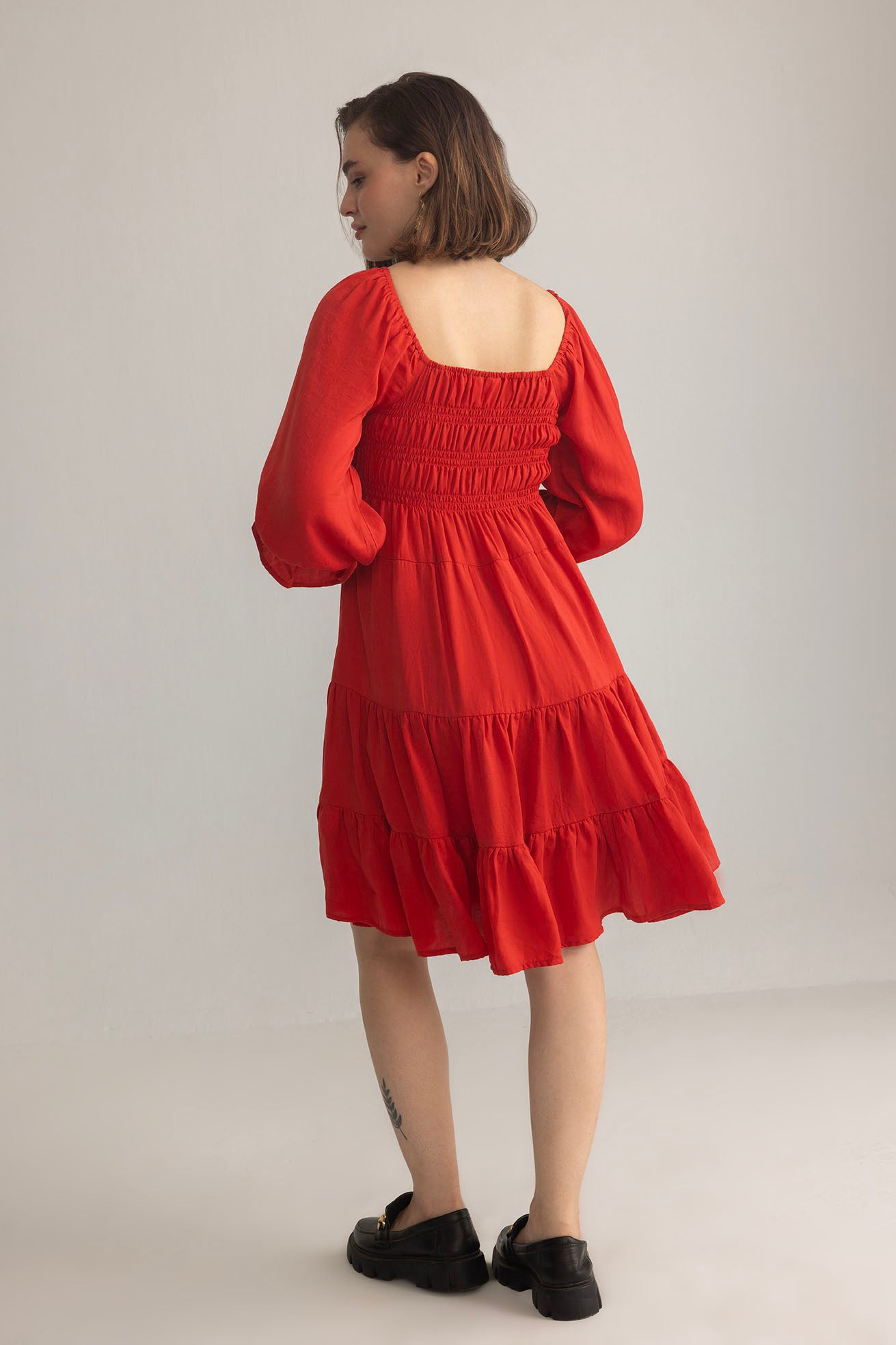 Daisywood Ruffle Smocking Dress in Red