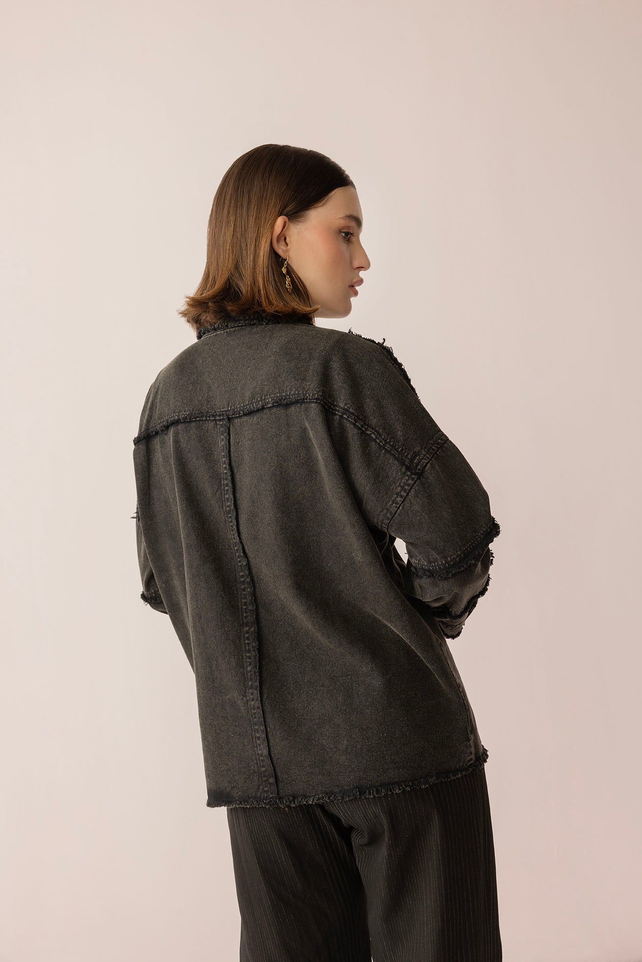 Pearl Dust Jacket in black Washed