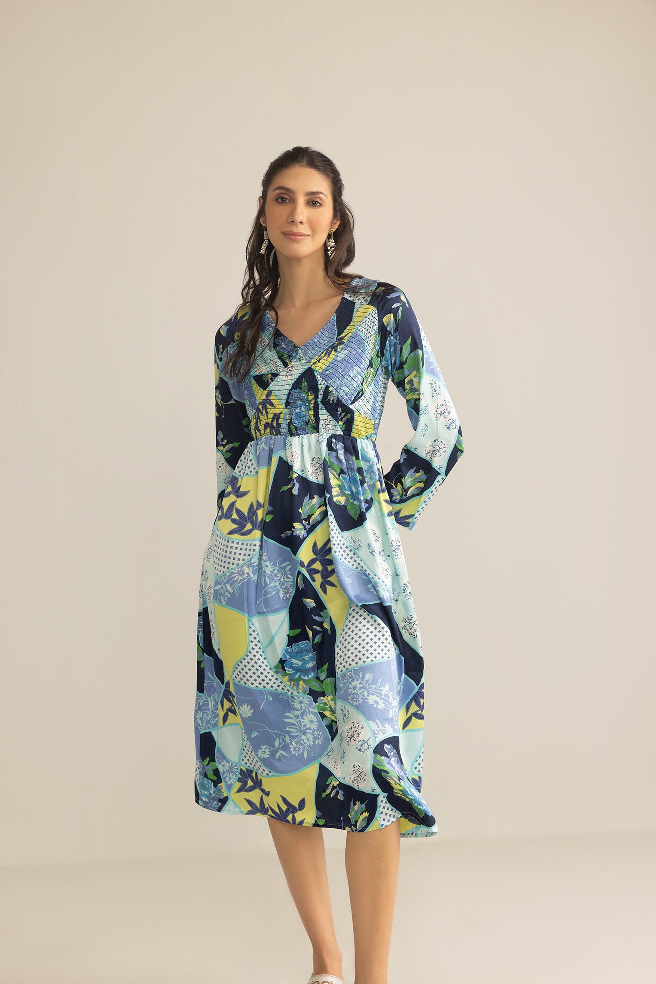 The KaleidoDream Long Dress in Lavender White - Myra USA