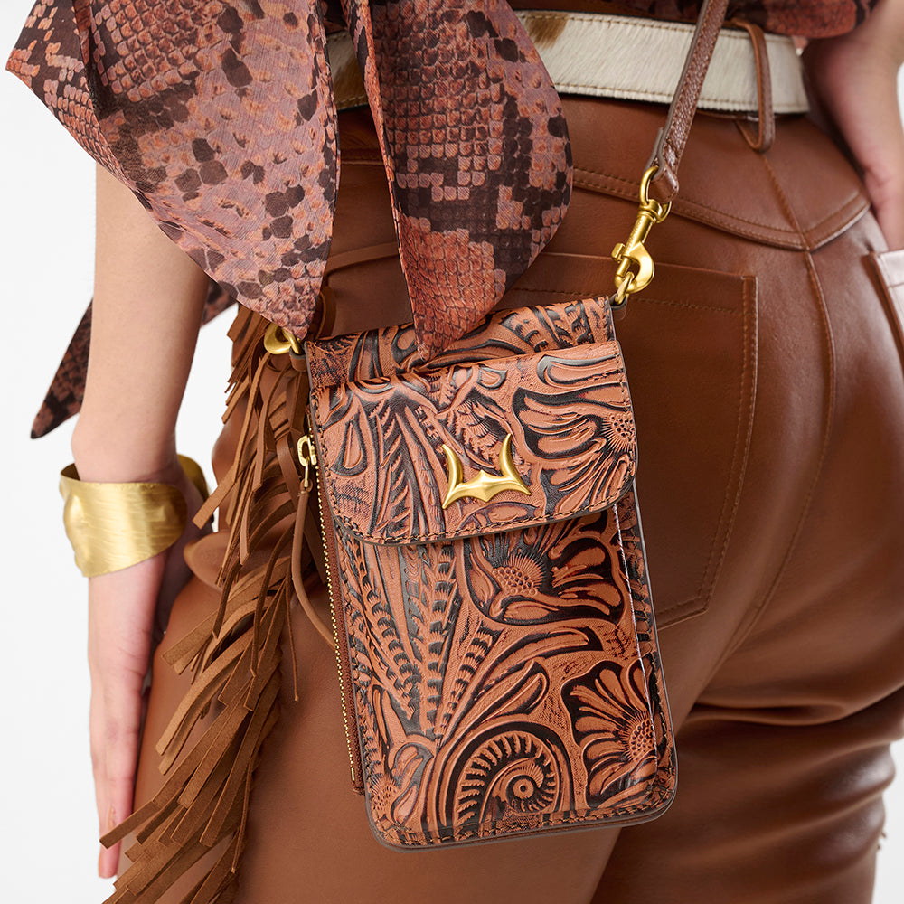 Loyal West SHELL PHONE BAG IN HAND FINISHED EMBOSSED LEATHER - BROWN - Myra USA