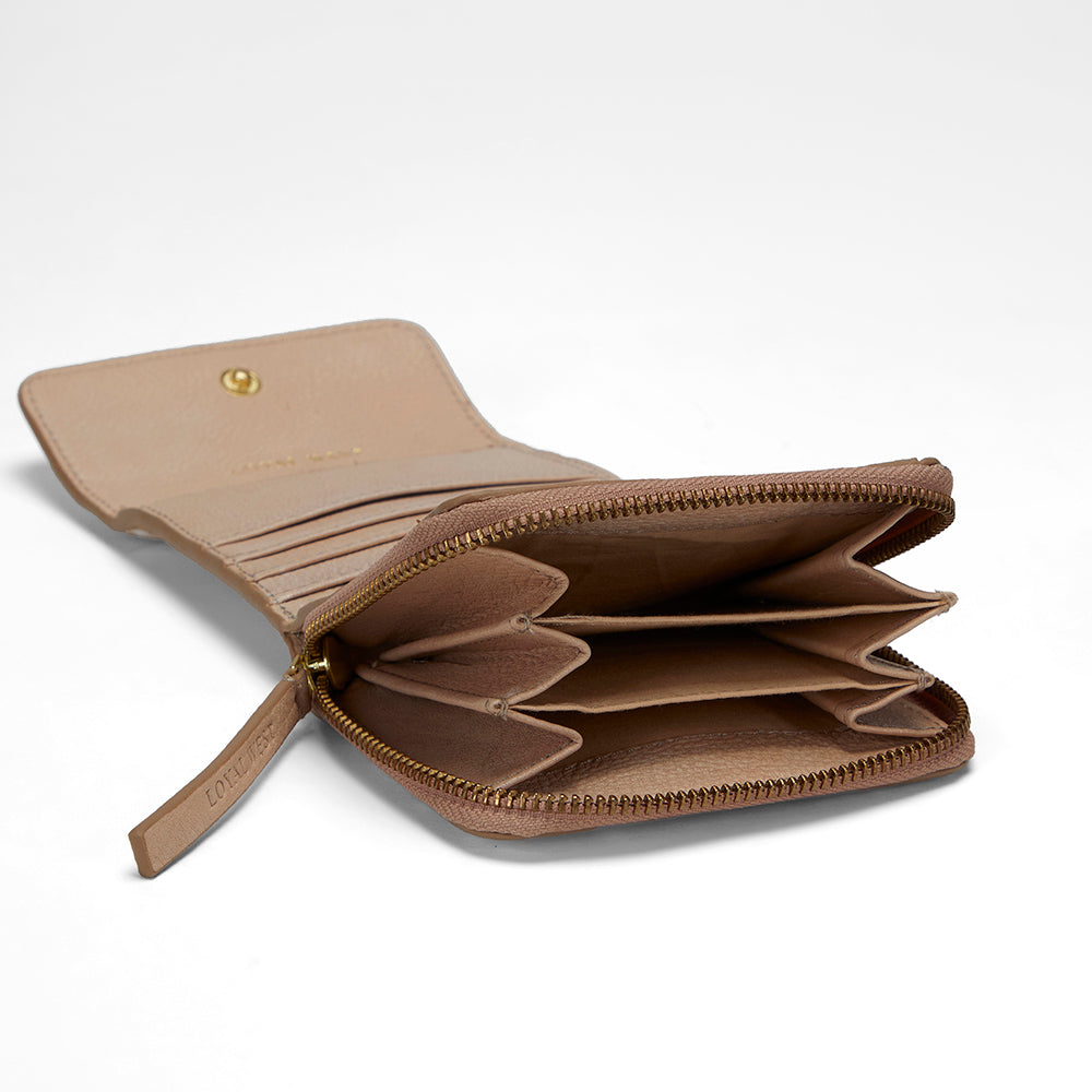 Loyal West SOPHIA CARD HOLDER IN HAND FINISHED EMBOSSED LEATHER - WHITE - Myra USA