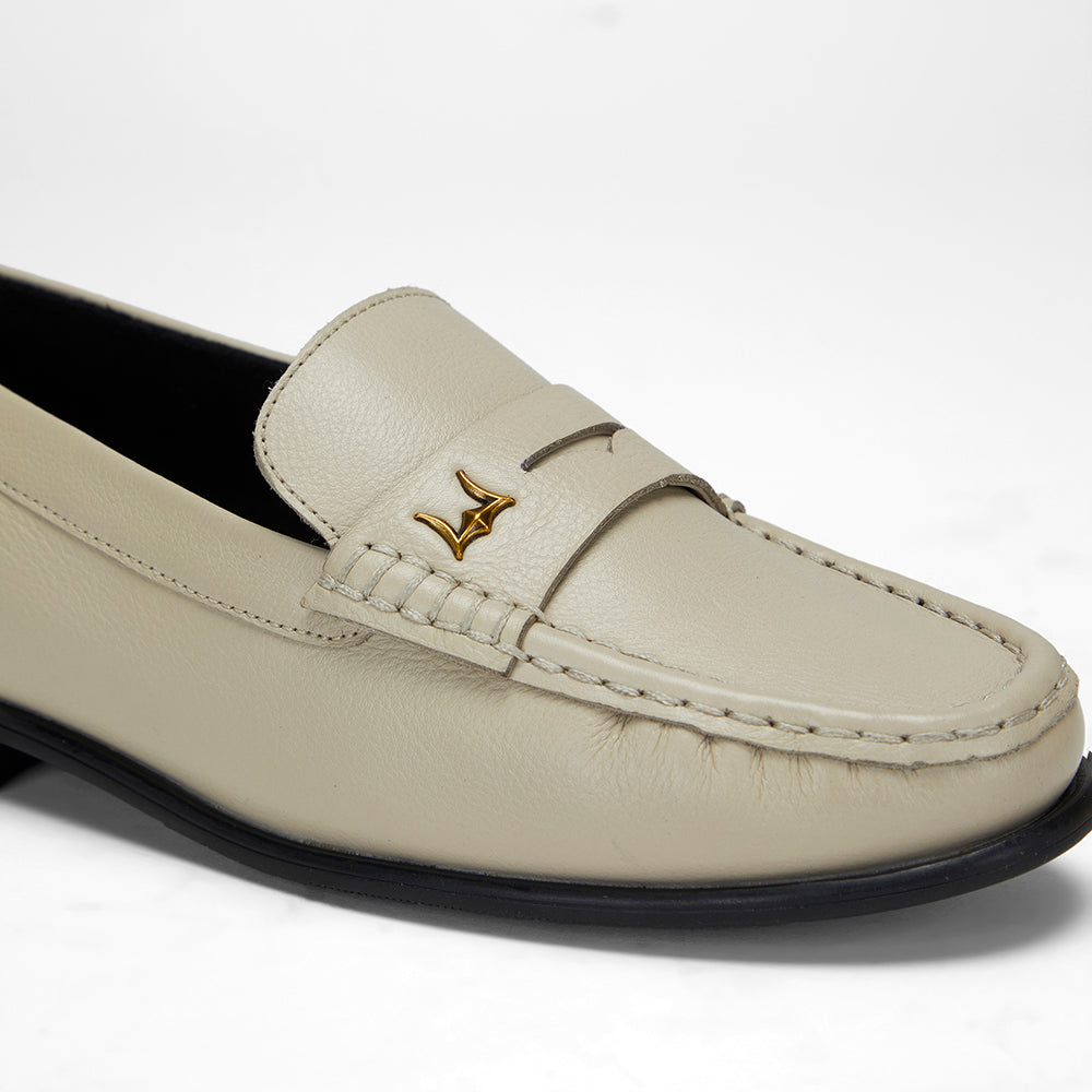 Loyal West LEATHER LOAFERS - WHITE - Myra USA