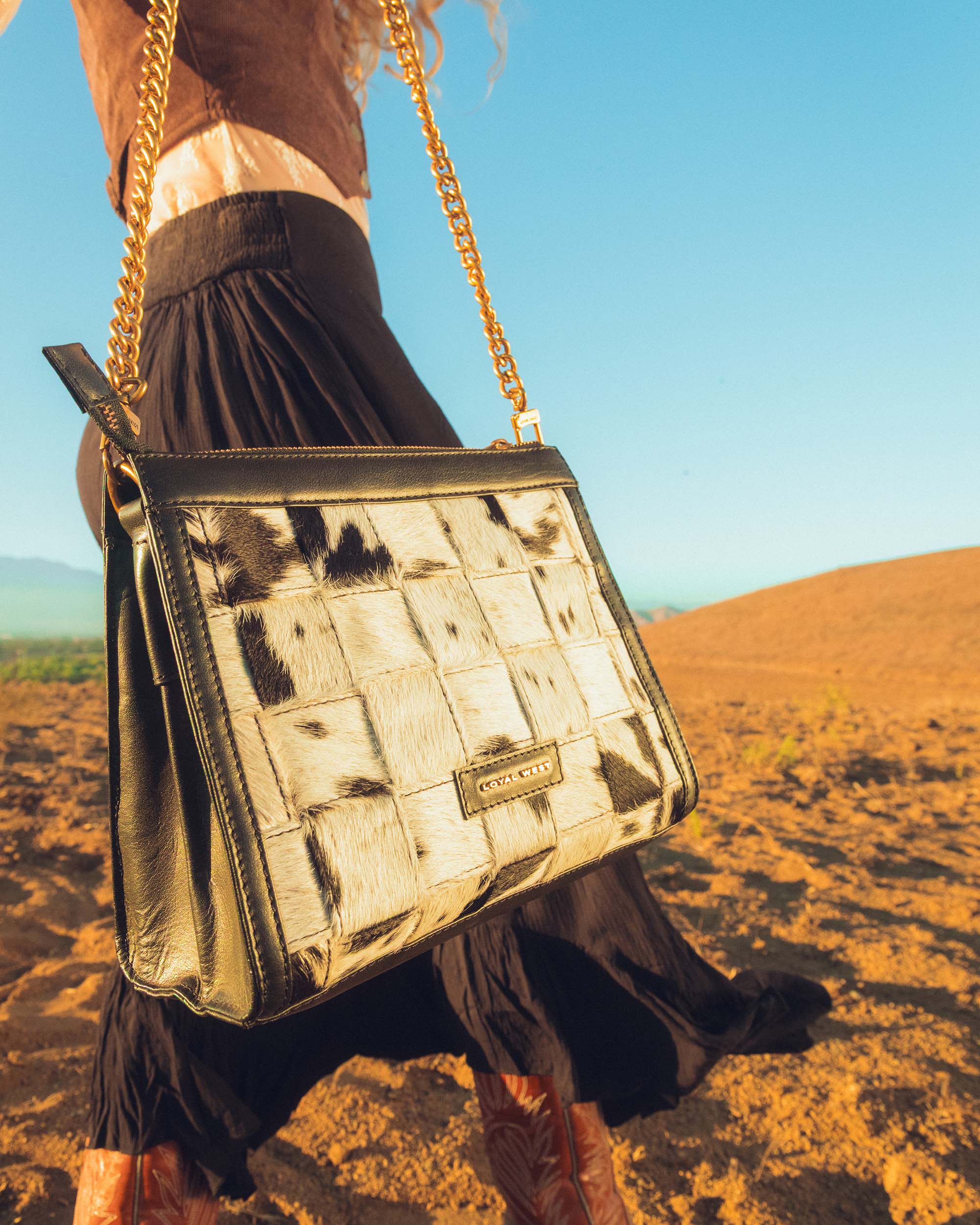 Loyal West SCRAPPY MEDIUM CHAIN BAG IN COWHIDE AND BLACK CALFSKIN - Myra USA