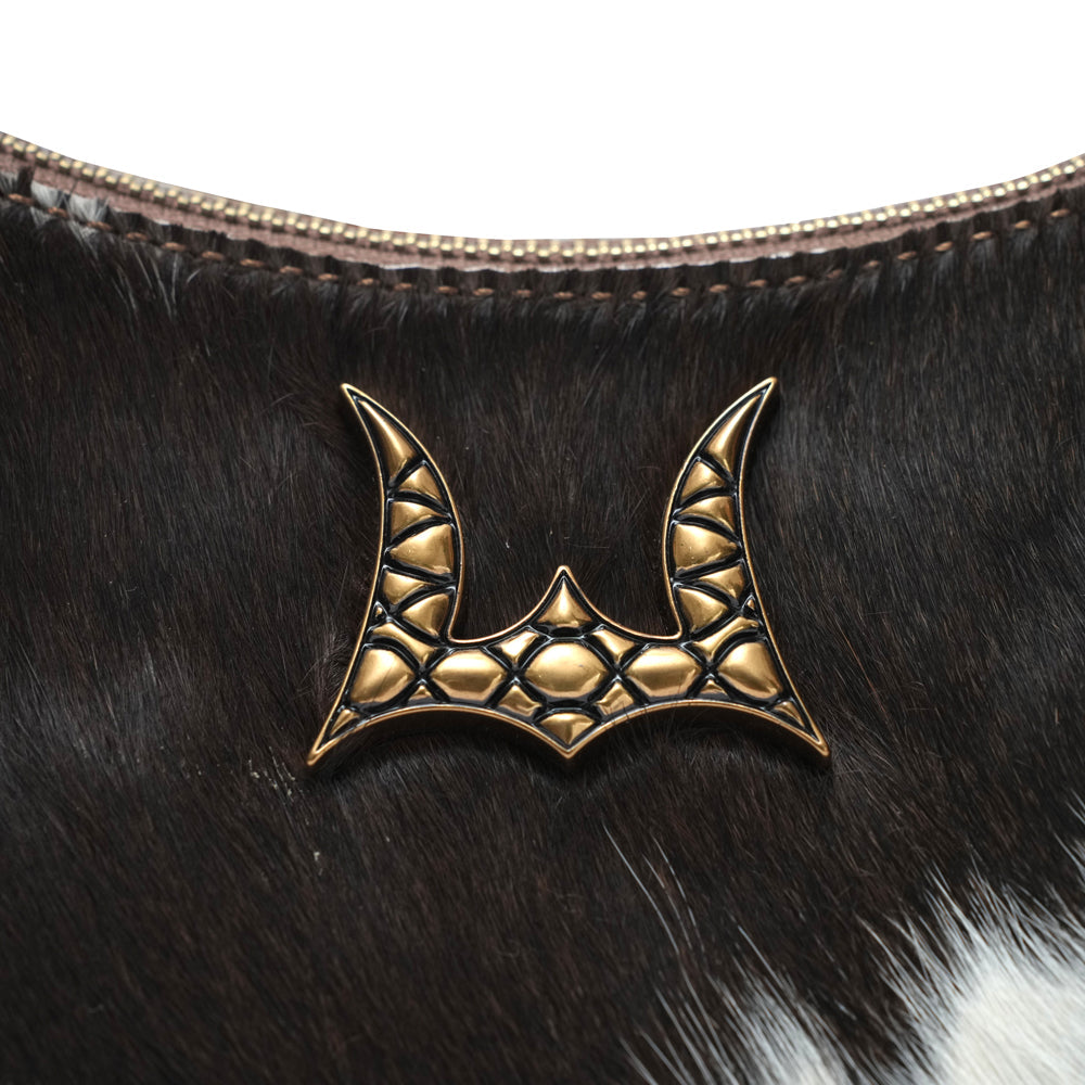 MONTANA MEDIUM SHOULDER BAG - BLACK & WHITE COWHIDE - Myra USA