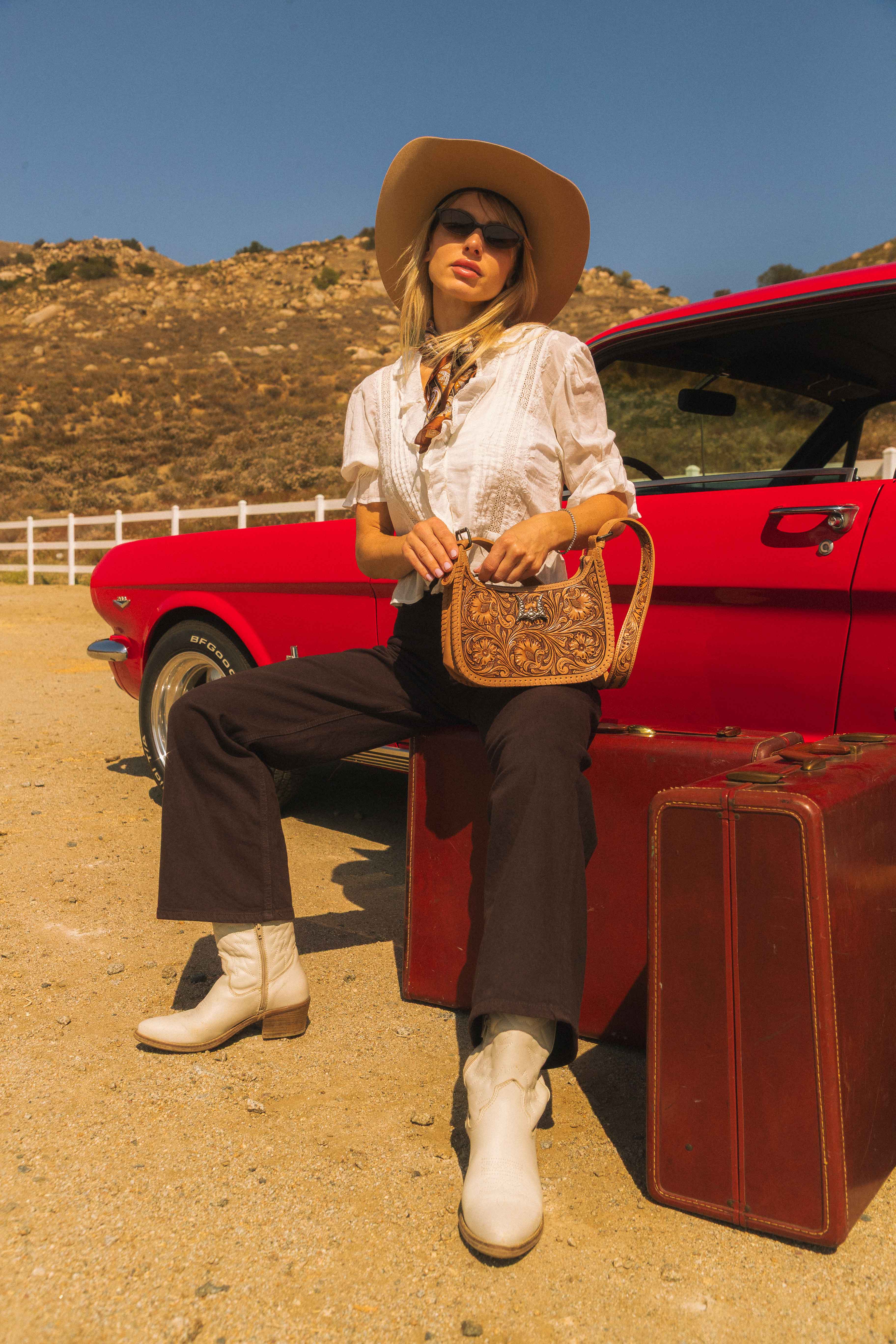 Handtooled Dannia Large Purse - Saddle Brown - Myra USA