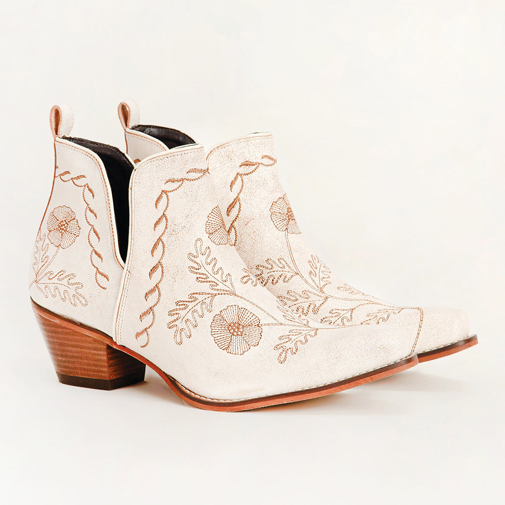 Loyal West South West Booties White Calfskin - Myra USA