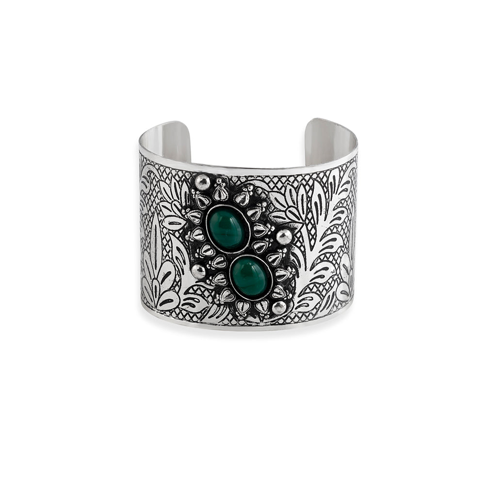 Southwest Chic Silver Cuff Bracelet - Myra USA