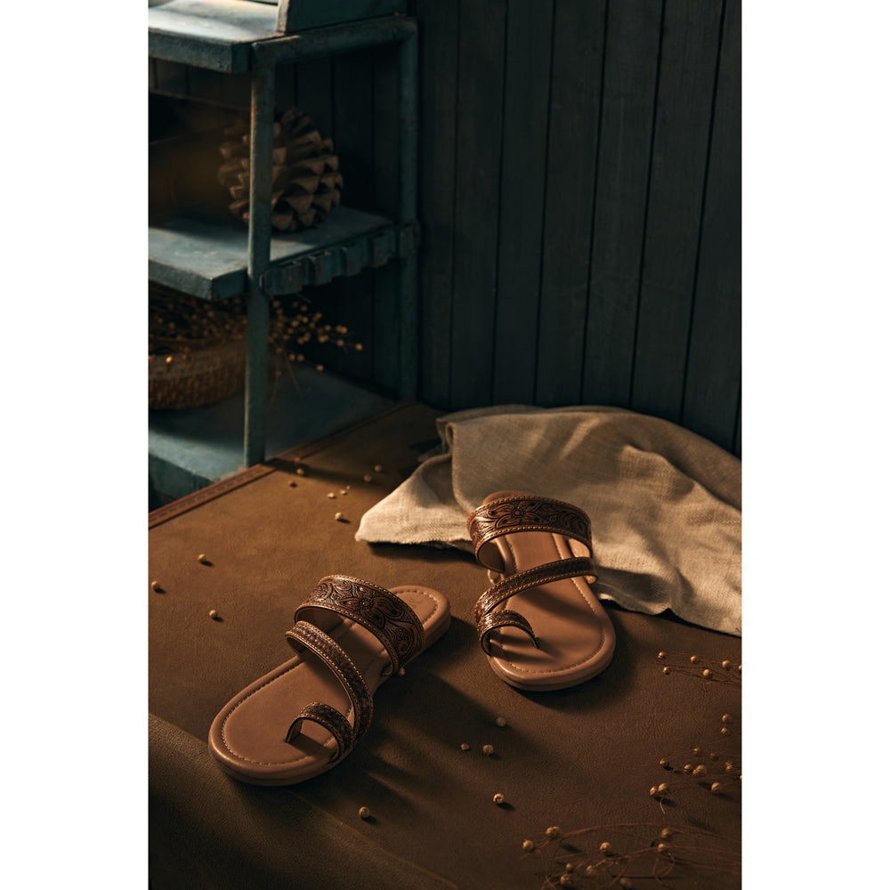 Point Ridge Hand-tooled Sandals - Myra USA
