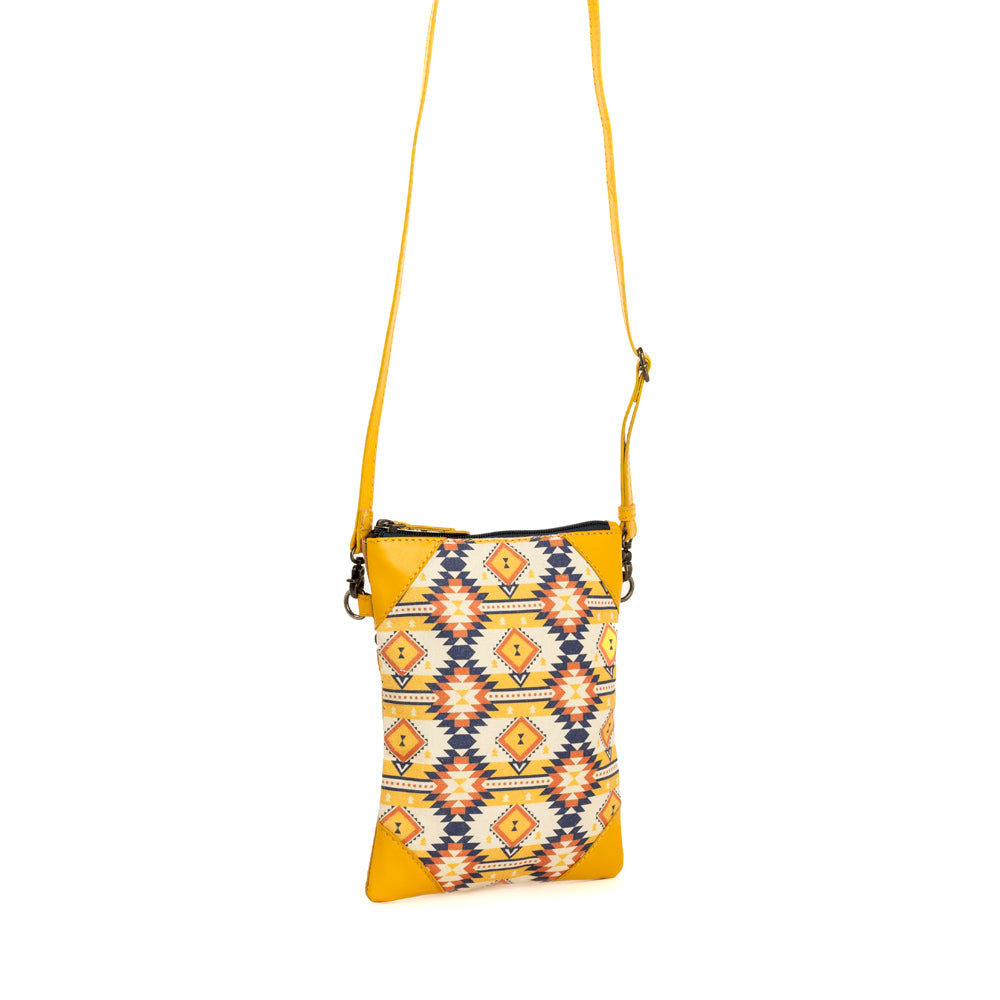 Mynora Springs Small Crossbody Bag - Myra USA