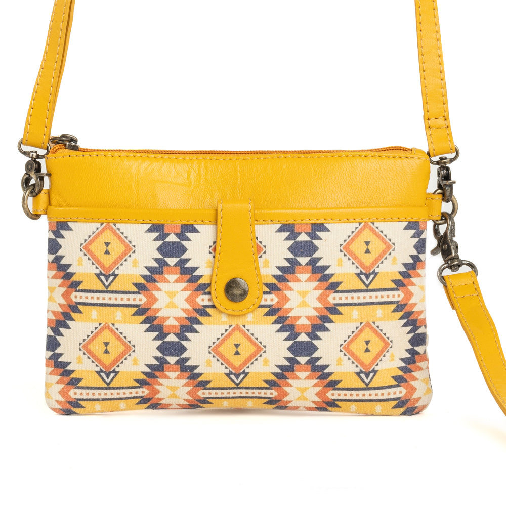 Mynora Springs Crossbody Bag - Myra USA