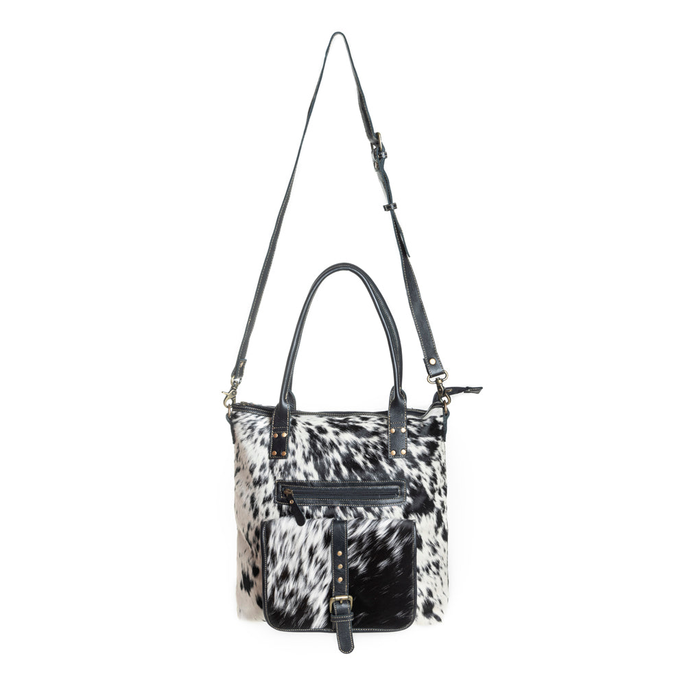 Mesa Maverick Tote Bag in Black & White - Myra USA