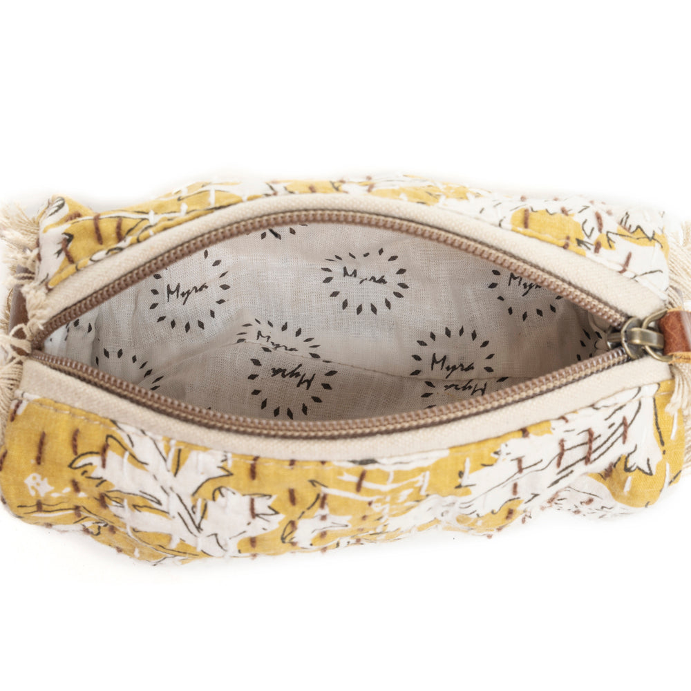 Golden Prairie Leaf Toiletries Bag - Myra USA