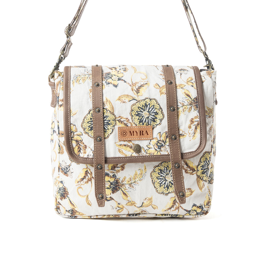 Mesa Morning Glories Messenger Bag In Brown And Off White - Myra USA
