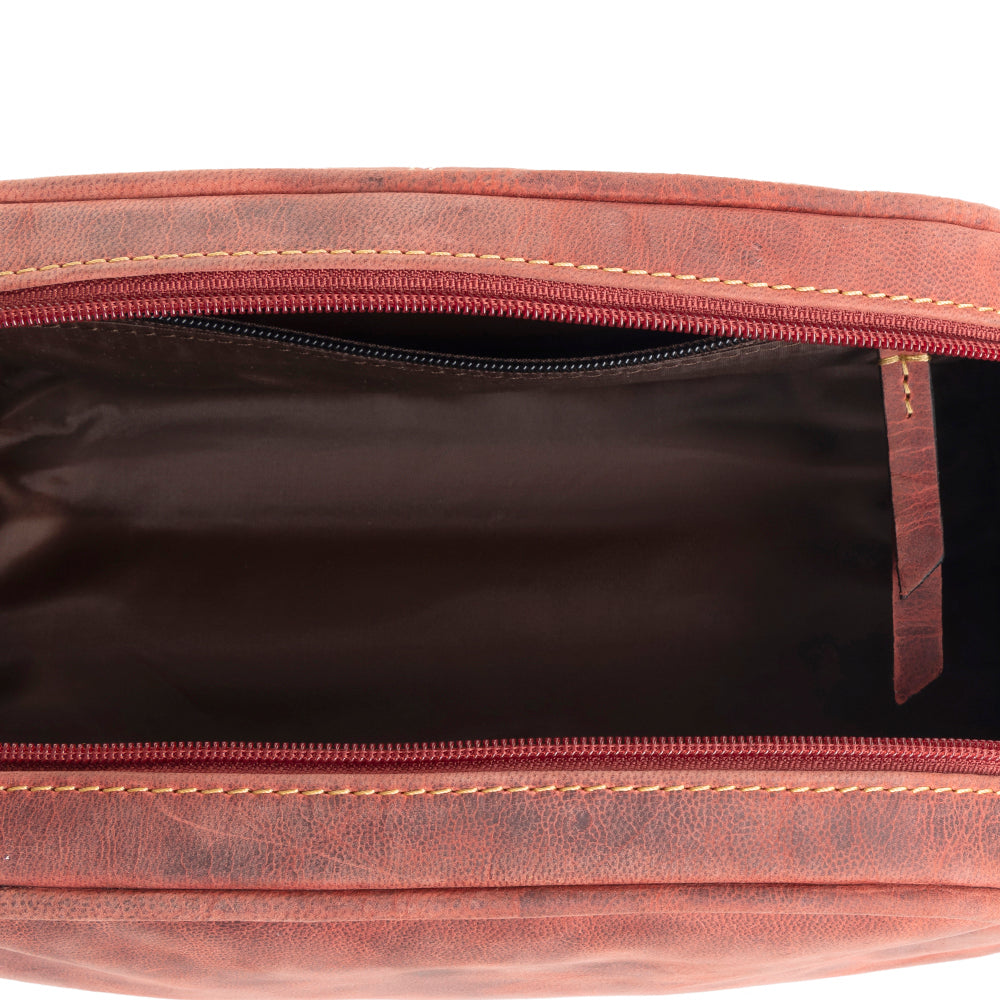 Eagle's Talon Toiletries Bag in Smoky Rust - Myra USA