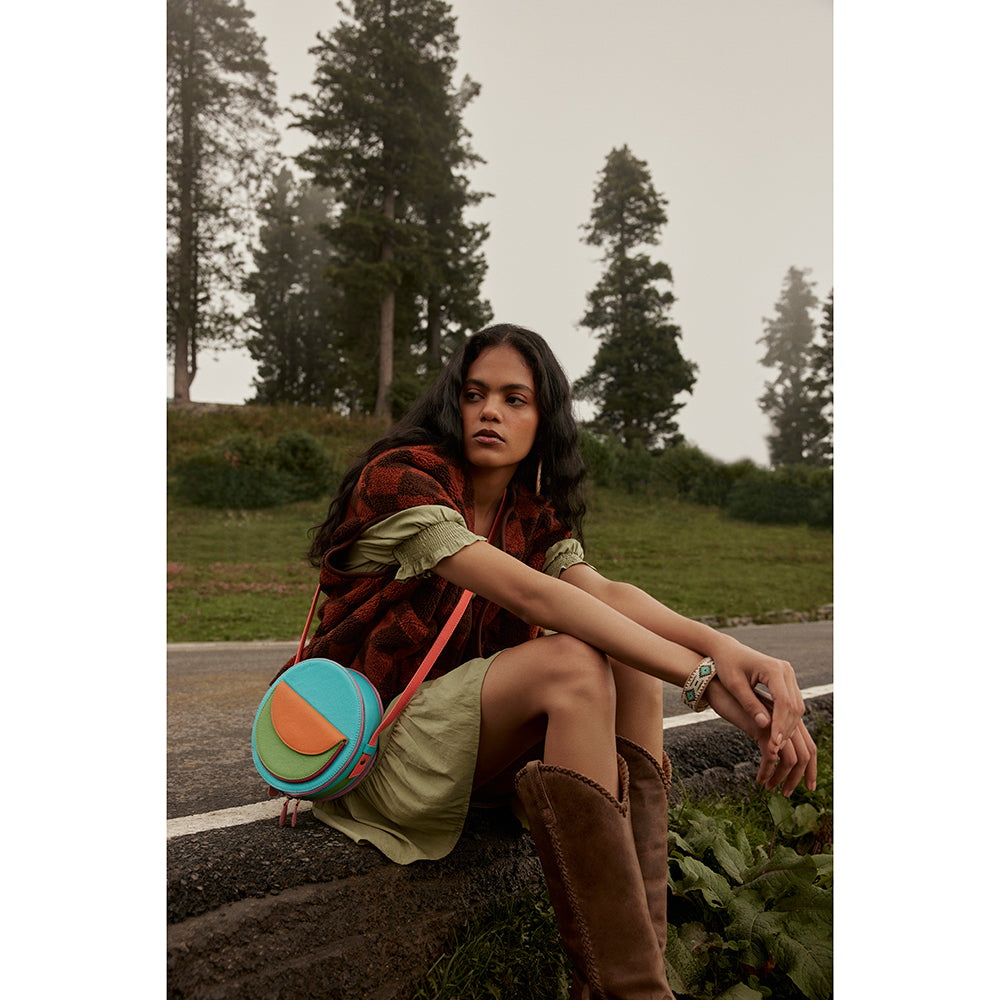 Color Pointe Round Bag - Myra USA