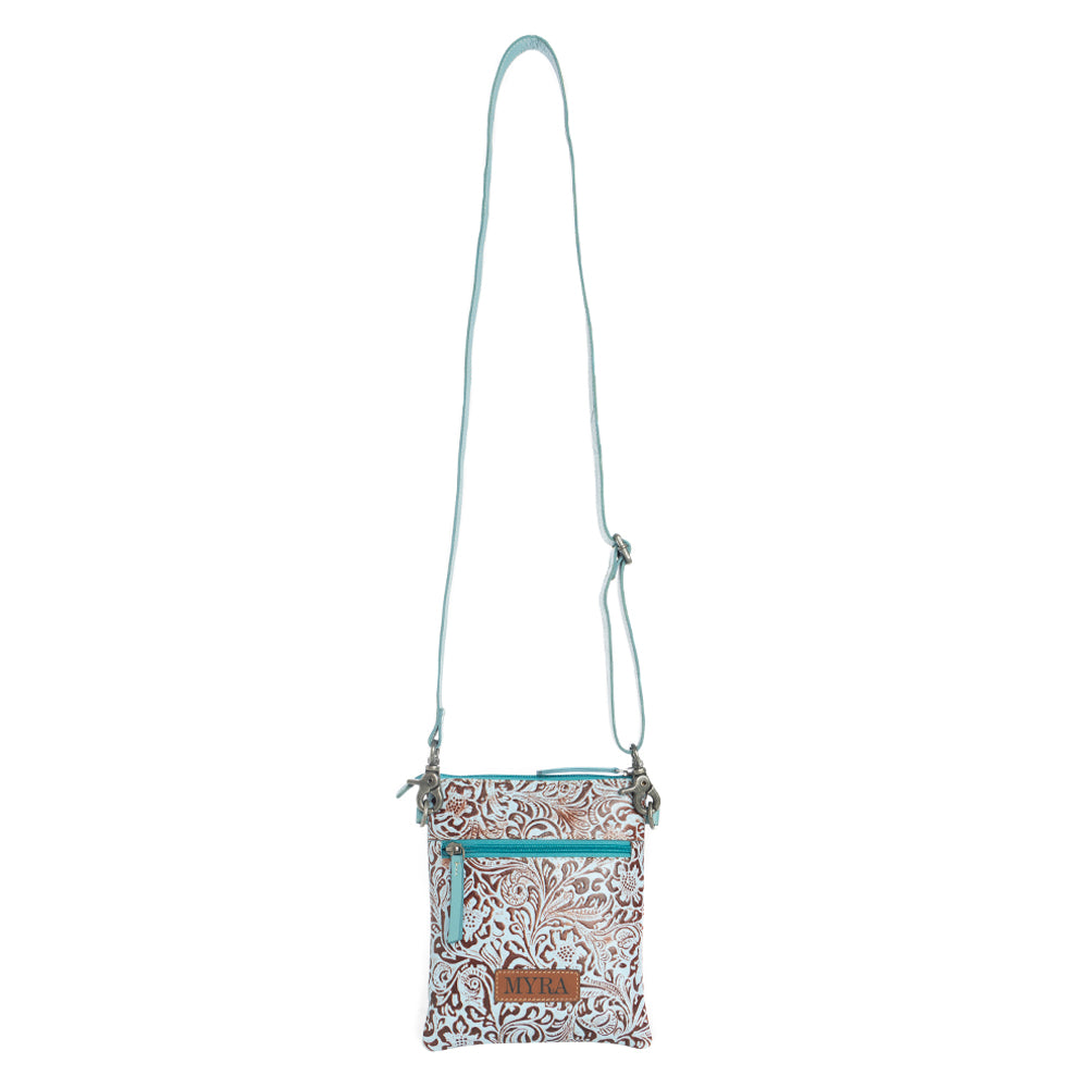Wonder Trail Shoulder Bag in Turquoise - Myra USA