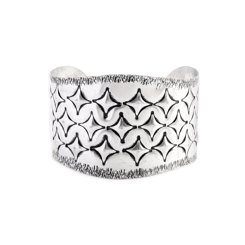 Spruce Tradition Cuff Bracelet - Myra USA