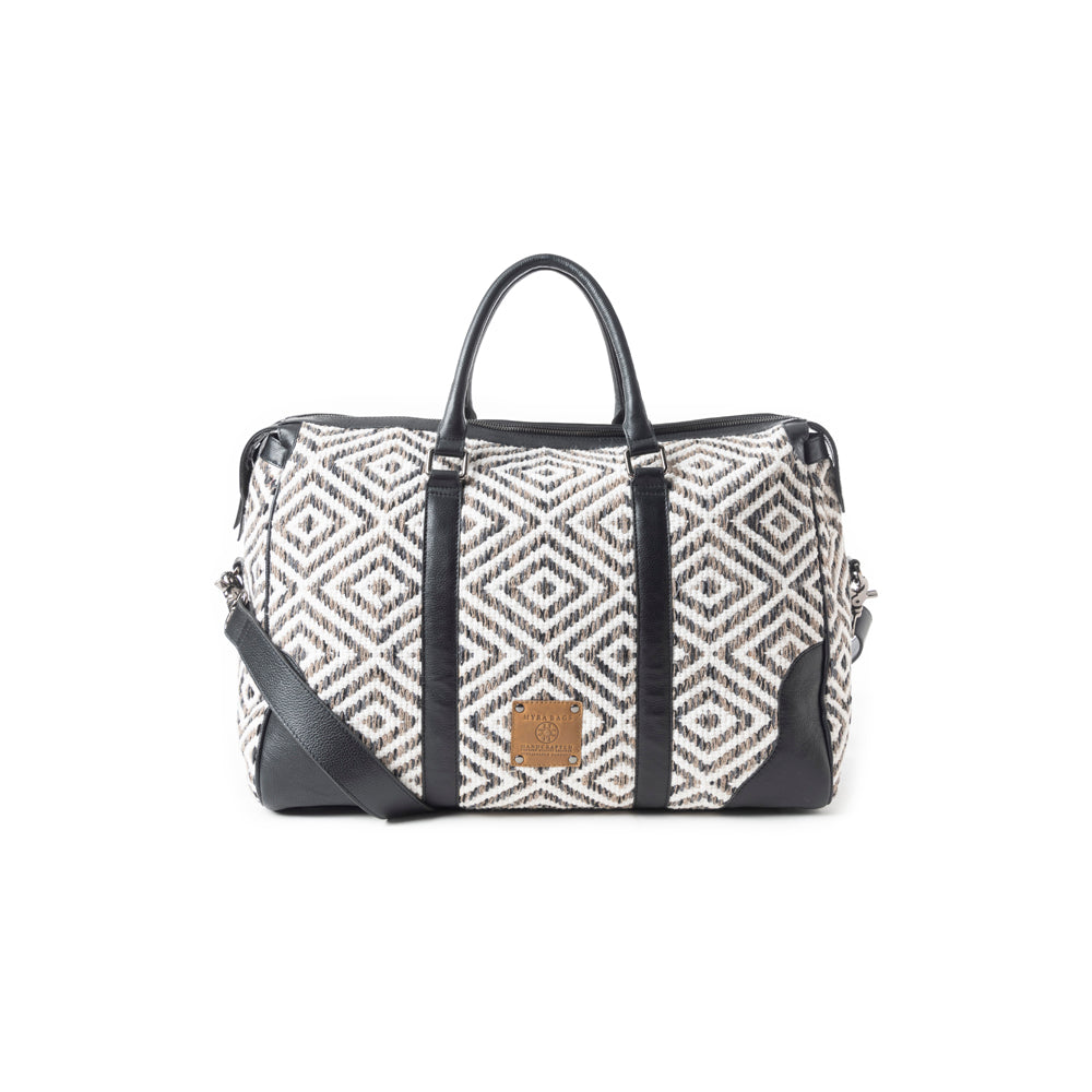 Stallion Way Duffel In Black - Myra USA