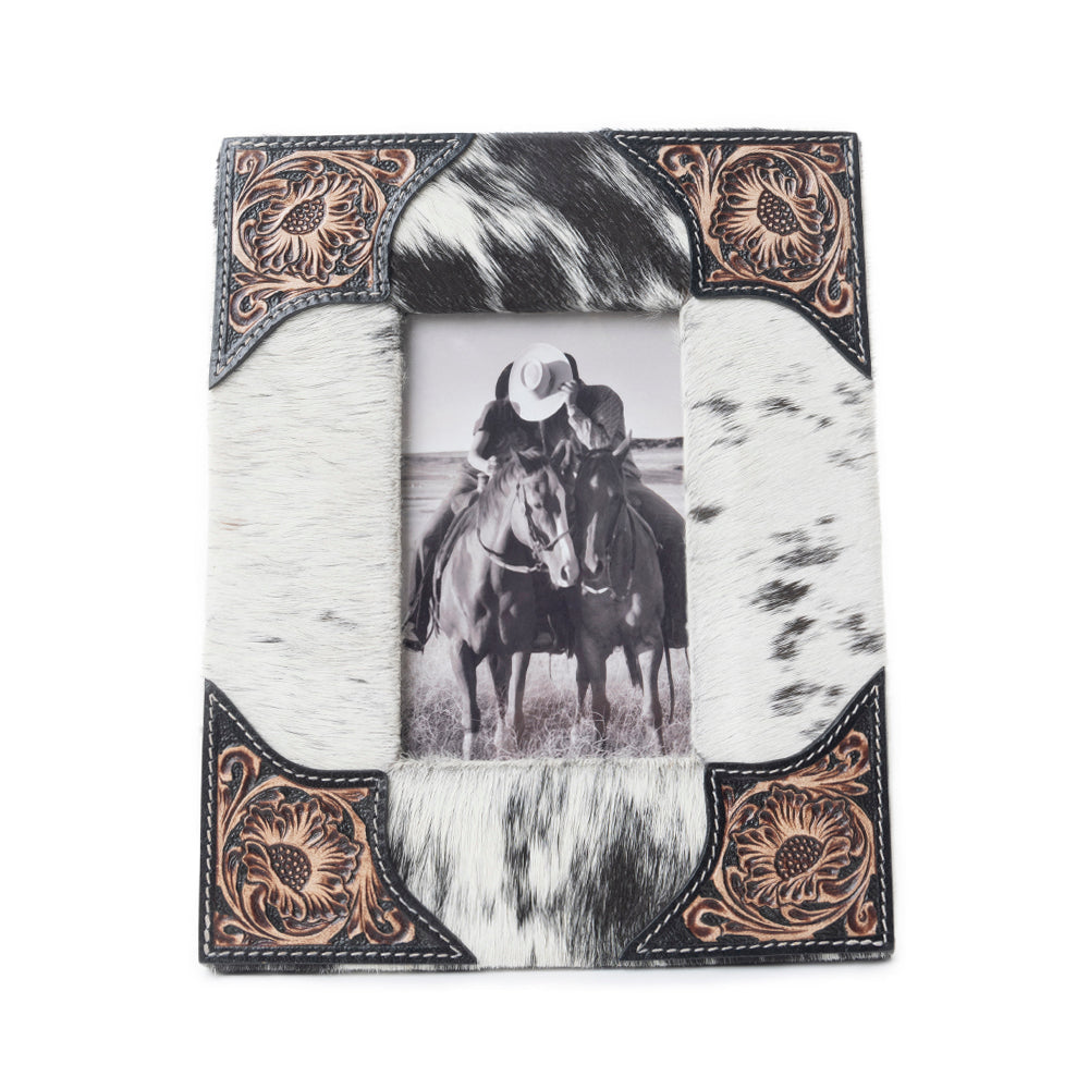 Tumbleweed Trail Photo Frame In Black & White - Myra USA