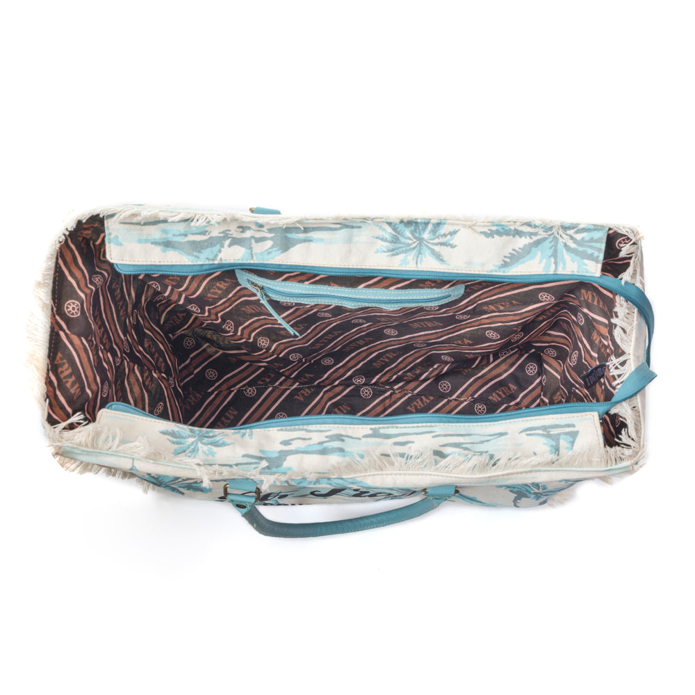 Saint Tropez Weekender Bag In White & Sky Blue