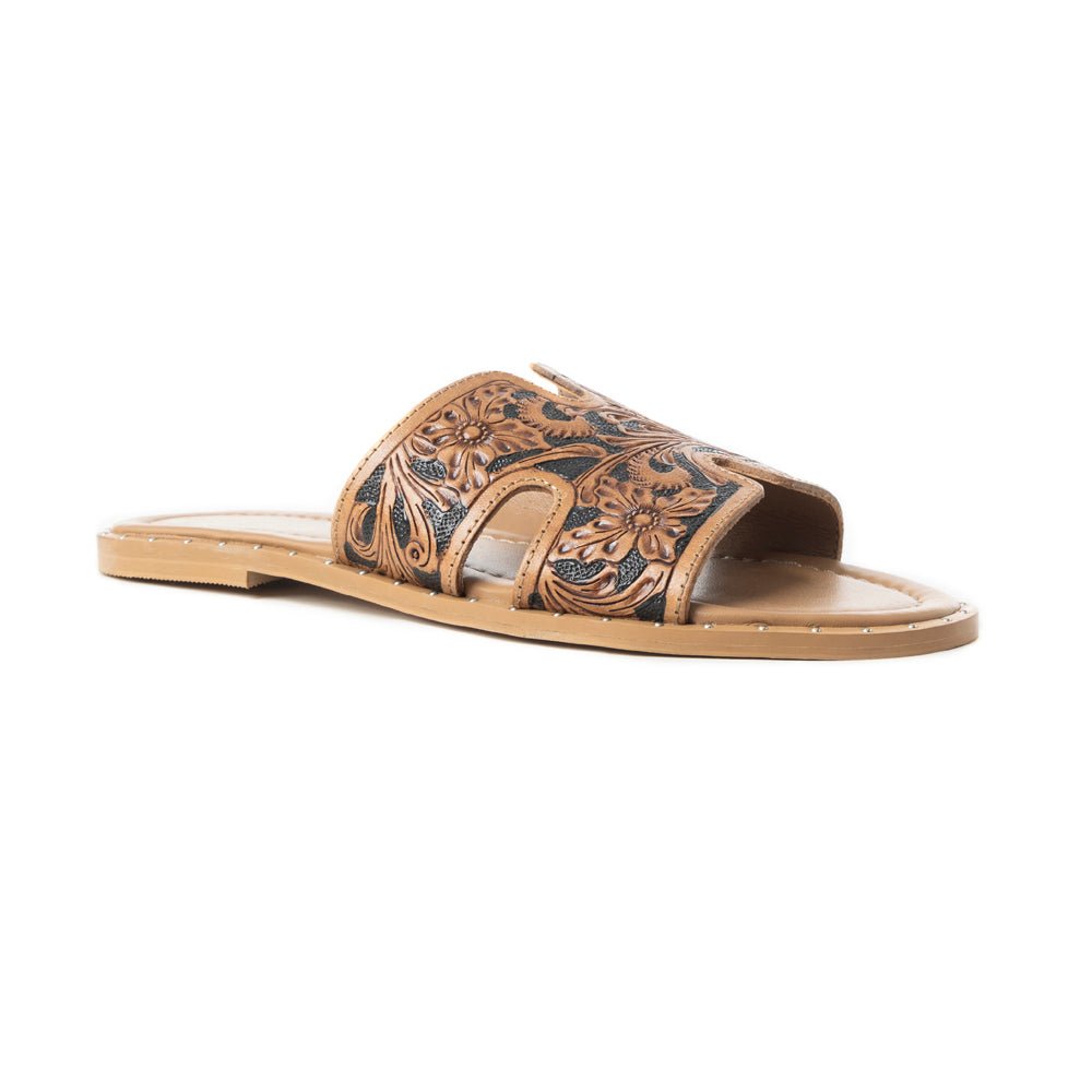 Carmina Anne Sandals In Black - Myra USA
