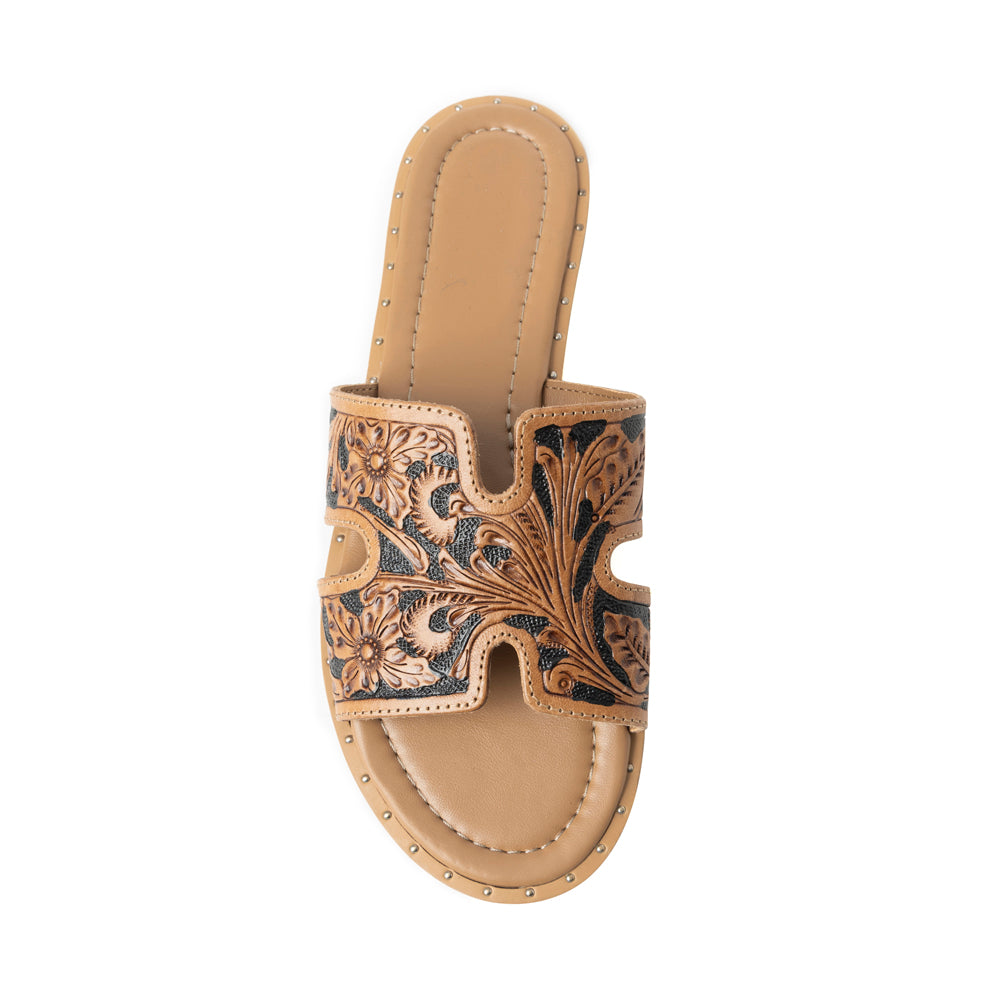 Carmina Anne Sandals In Brown - Myra USA