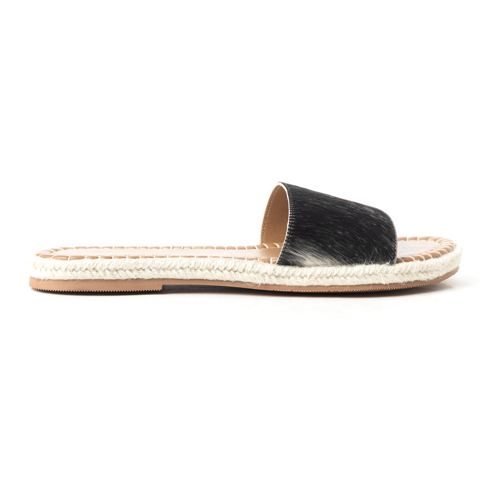 Running Pony Sandals In Black & White Hairon - Myra USA