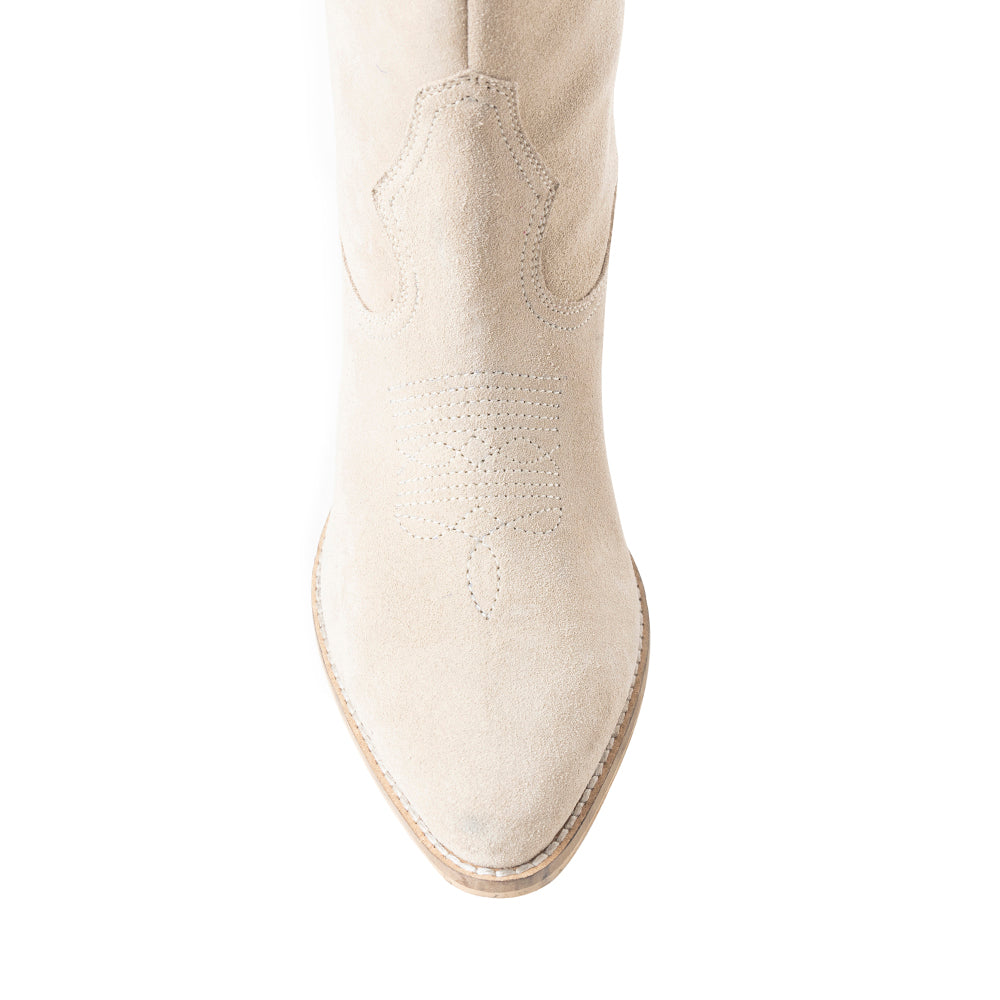 Crystal Creek Booties In Off White - Myra USA