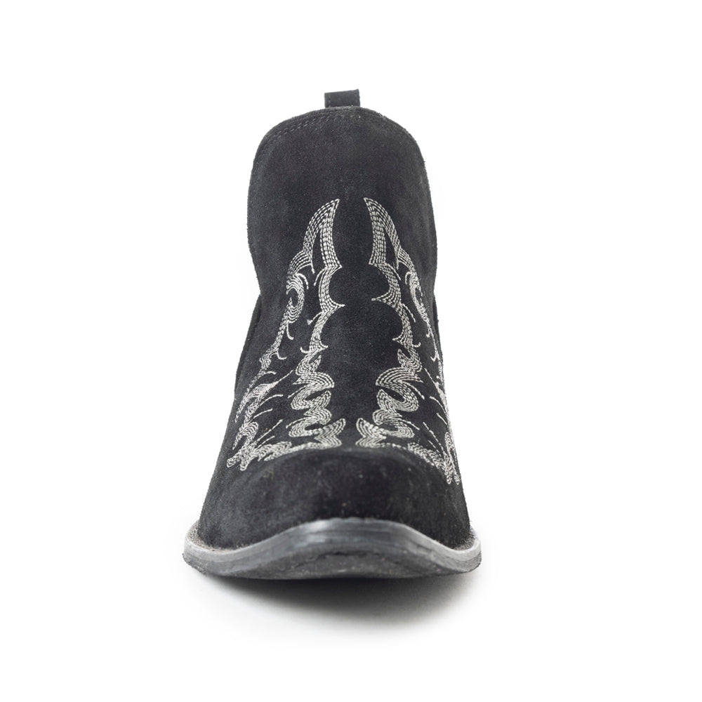 Trail Runner Booties In Black - Myra USA