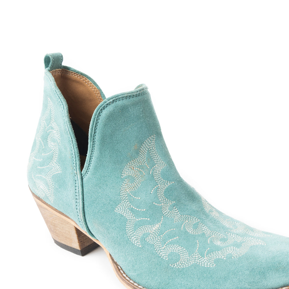 Trail Runner Booties In Sky Blue - Myra USA