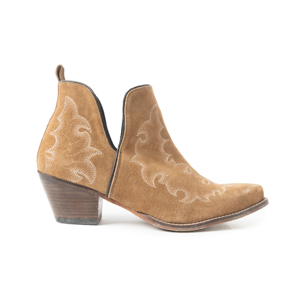 Kassie Trailhead Booties In Brown - Myra USA