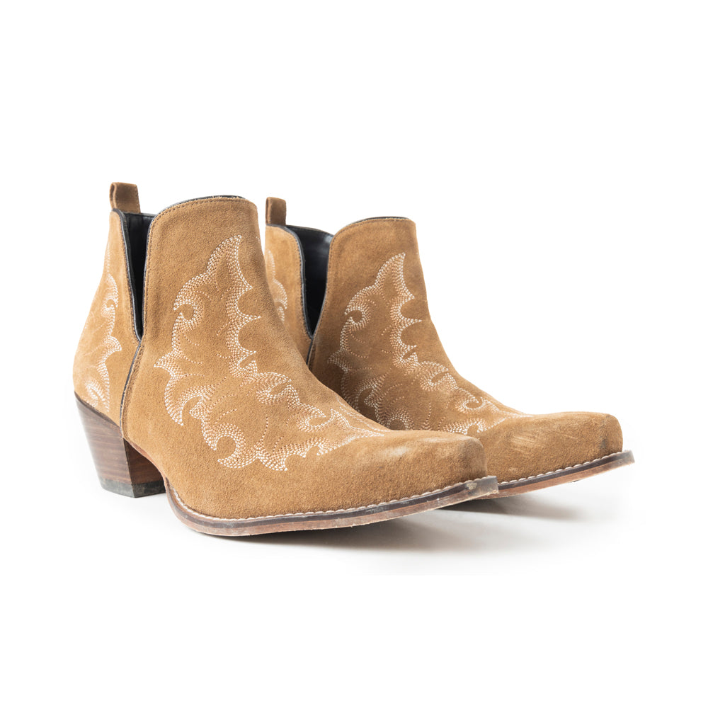 Kassie Trailhead Booties In Brown - Myra USA