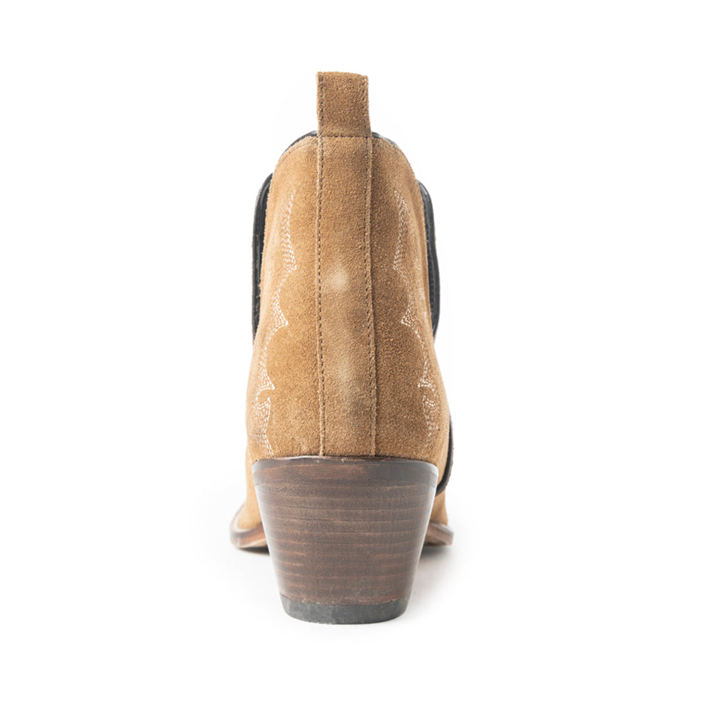 Kassie Trailhead Booties In Brown - Myra USA