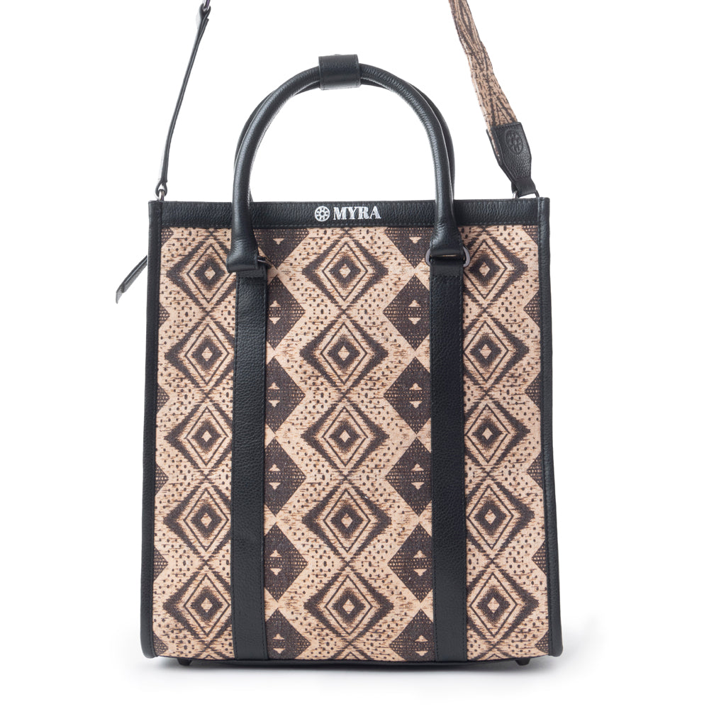 Tribal Legacy Tote Bag In Cream – Myra USA display picture 3