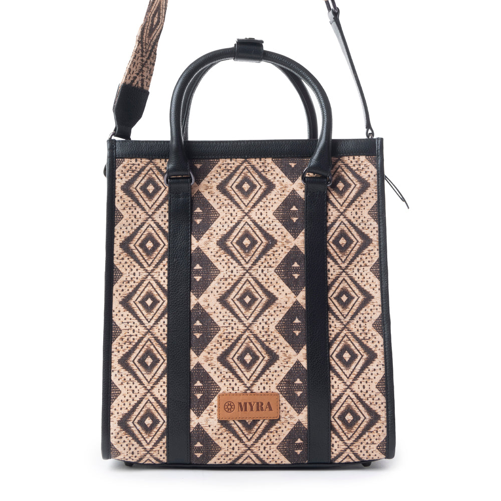 Tribal Legacy Tote Bag In Cream