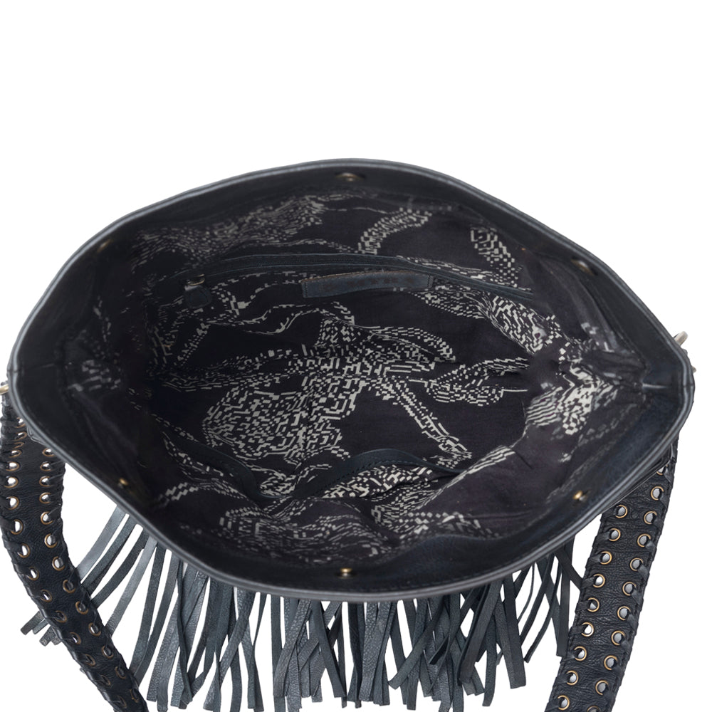 Mianda Shoulder Bag In Black