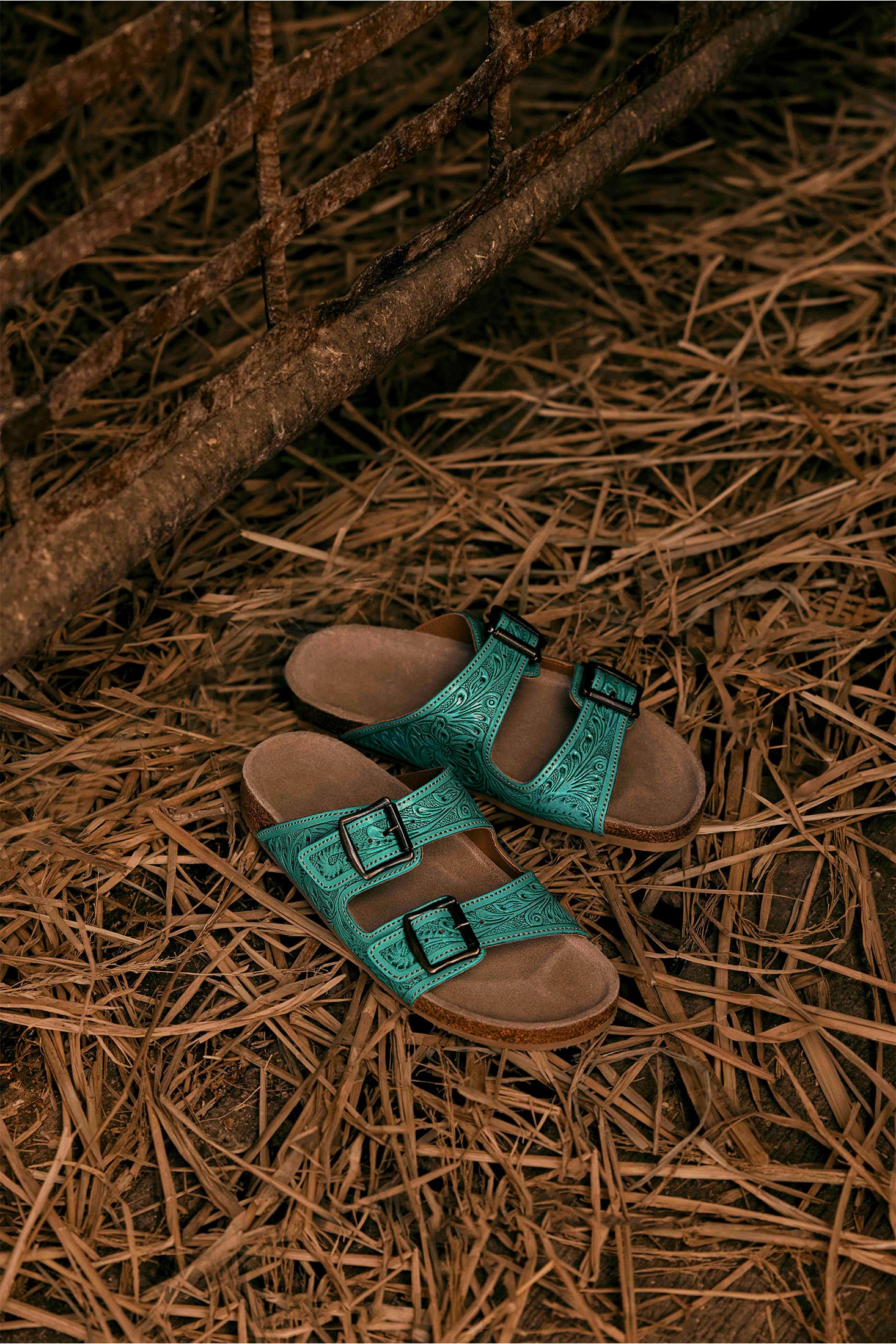 Wildlfower Wanderer Sandals In Turquoise - Myra USA